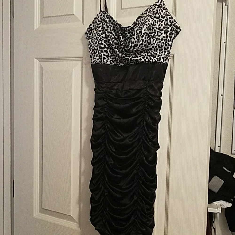 Black leopard mini dress